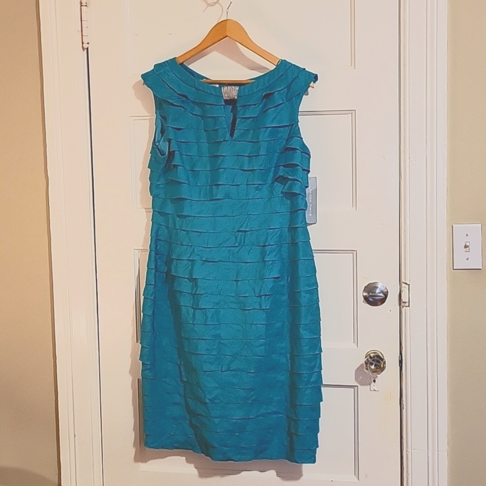 New London Times Dress